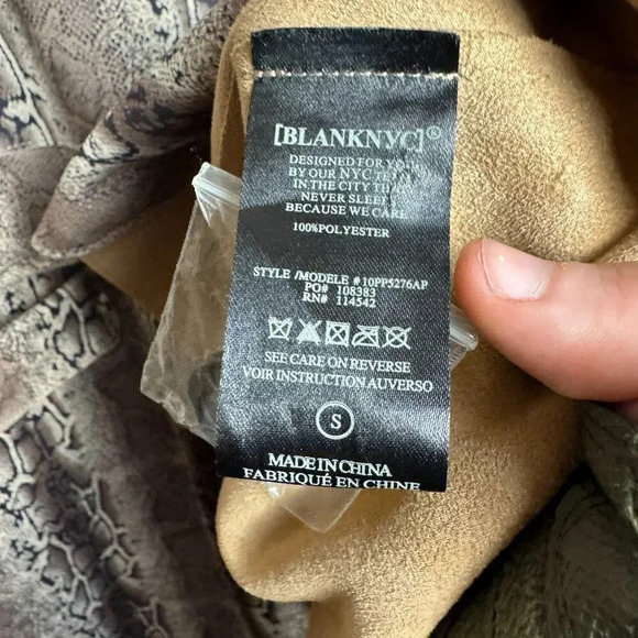 Blank NYC Faux Leather Snakeskin Print One Button Jacket small L1 - Picture 4 of 5